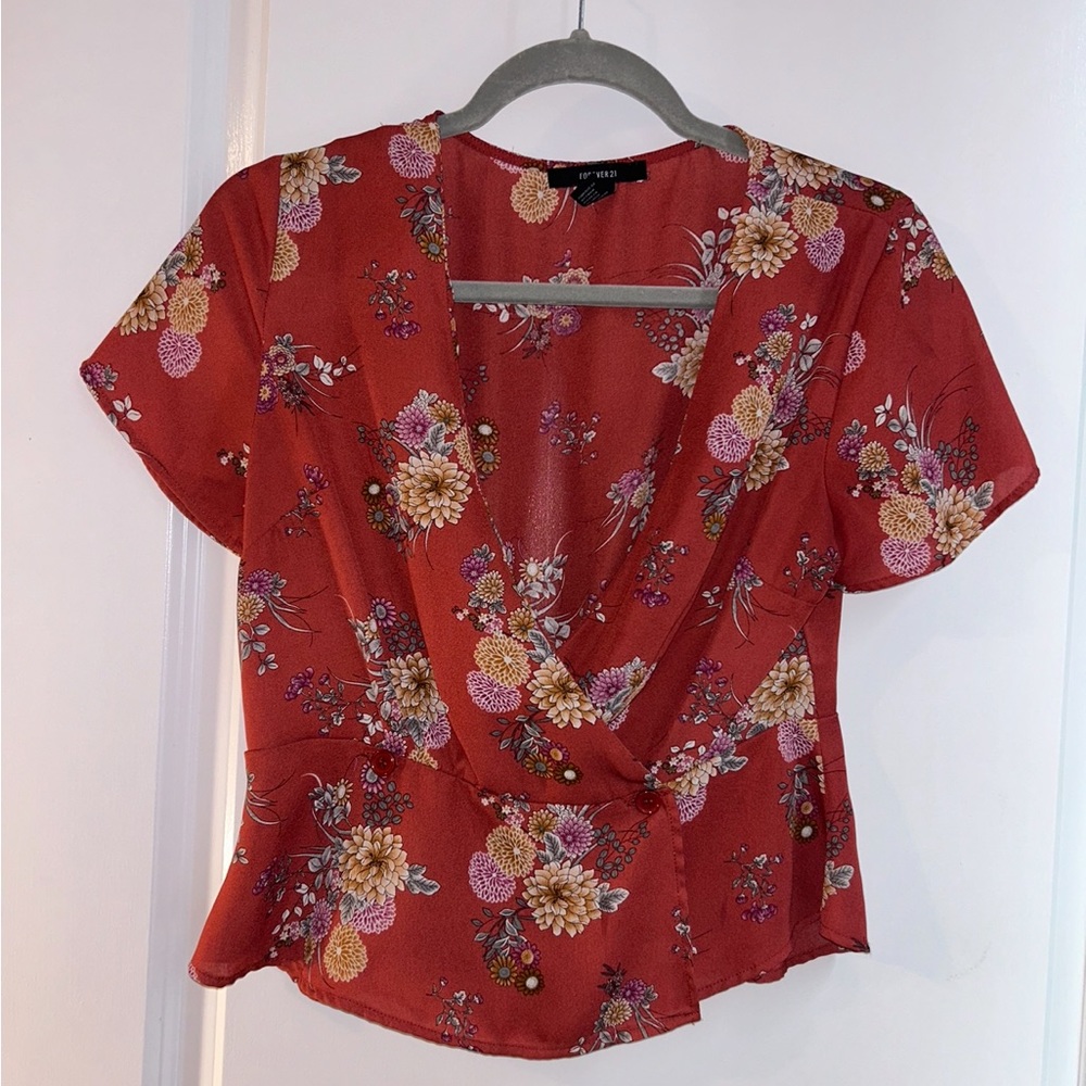 Wrap button floral top
